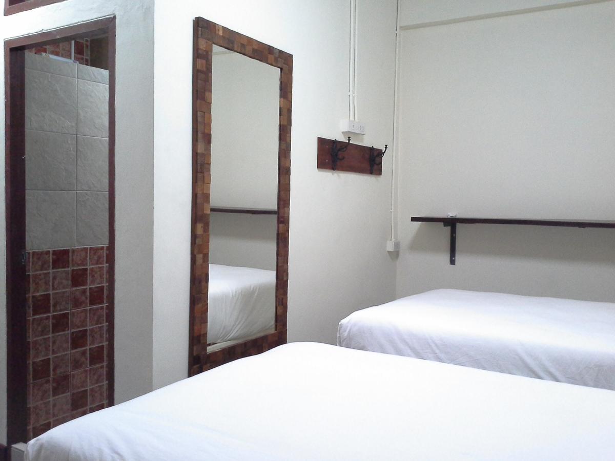 Bc Guesthouse Banglamphu Бангкок Екстер'єр фото