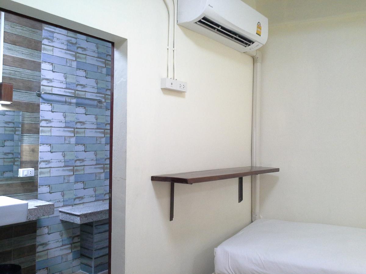 Bc Guesthouse Banglamphu Бангкок Екстер'єр фото